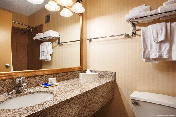 BEST WESTERN PLUS BRADFORD INN